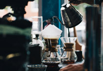 Amankah mengkonsumsi Kafein terlalu banyak?