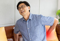 9 Ciri-Ciri Sakit Batu Ginjal yang Mudah Dikenali